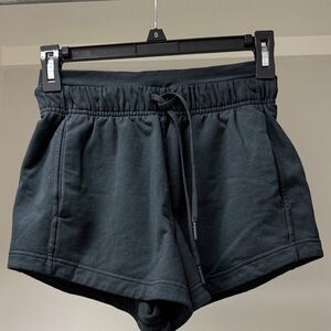 lululemon athletica black Women's Athletic Shorts